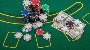Filipino player enjoying slotvip app slot game titles on mobile
